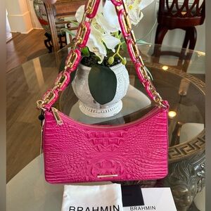 🩷🩷BRAHMIN MOD ESME CROC EMBOSSED LEATHER BAG IN PARADISE PINK!🩷🩷